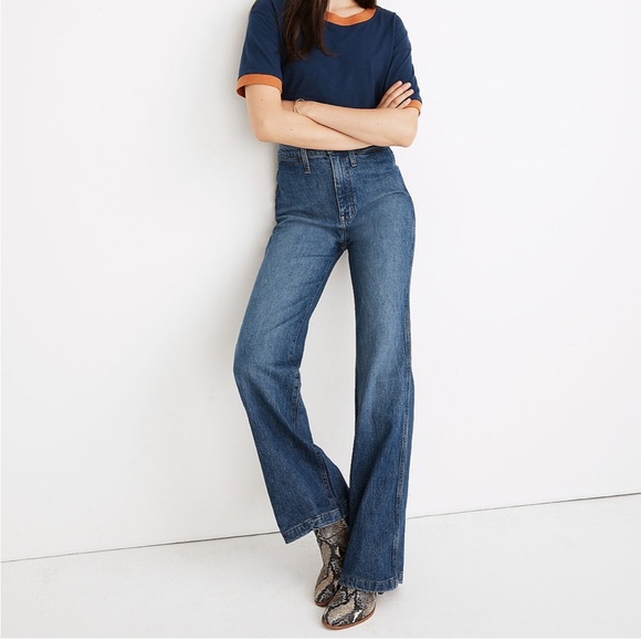 Madewell 11" High-Rise Flare Jeans in Mersey
Wash Size 24. In mint condition. - Picture 1 of 12